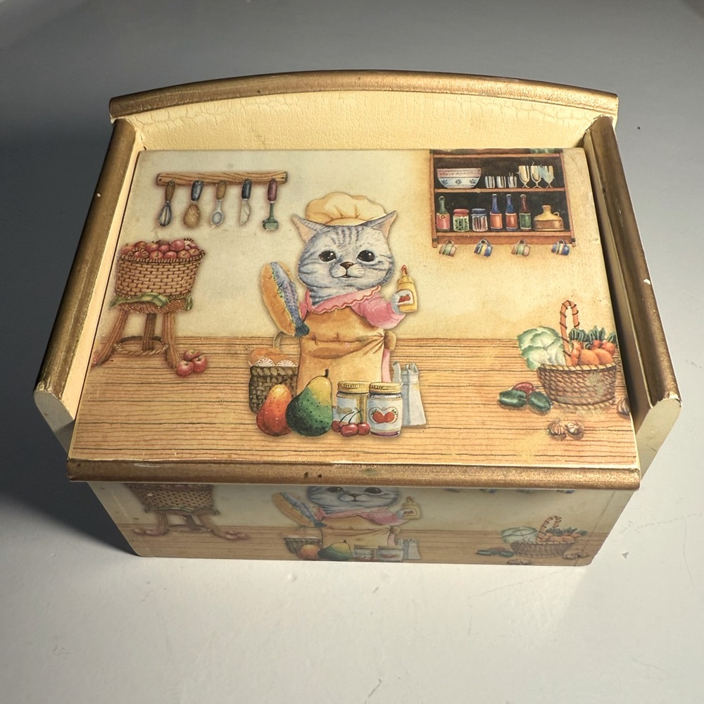 Wood Recipes Box with a cat cooking. In excellent condition.